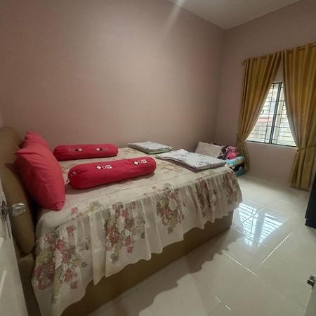 Villa Brastagi Resort Jalan Mimpin Tua Blok C No. 41 베라스타기 외부 사진